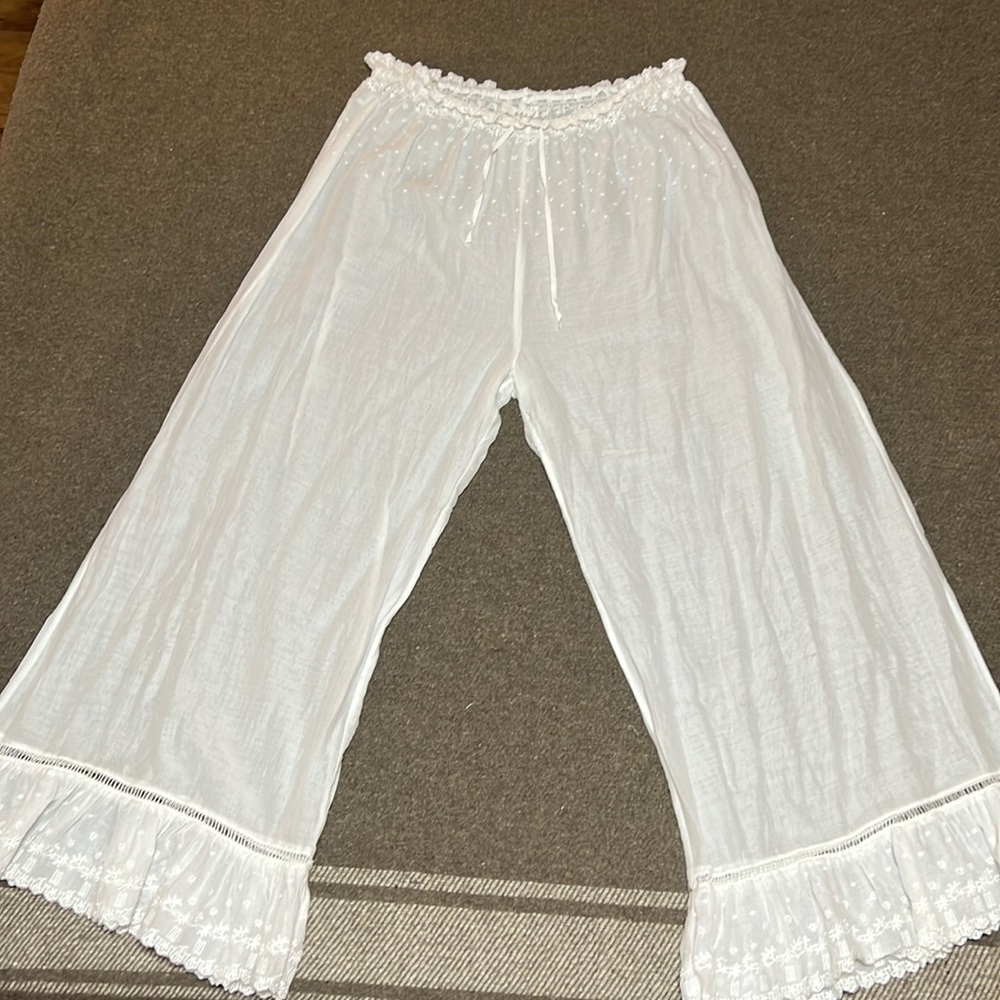Doen Thumbelina organic cotton Pants. Gently used/Good condition.Size Medium